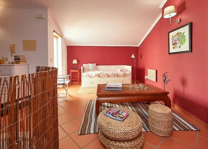 Coral Daire Ericeira